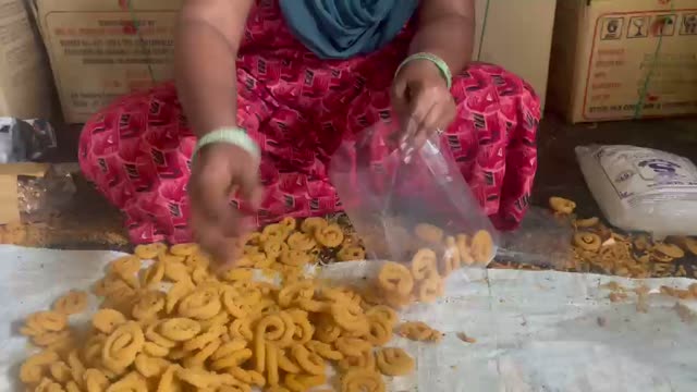 Namkeen Packing