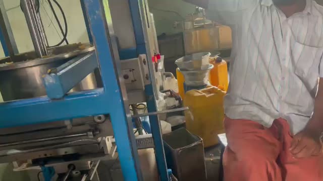 Namkeen Extruding & Pressing