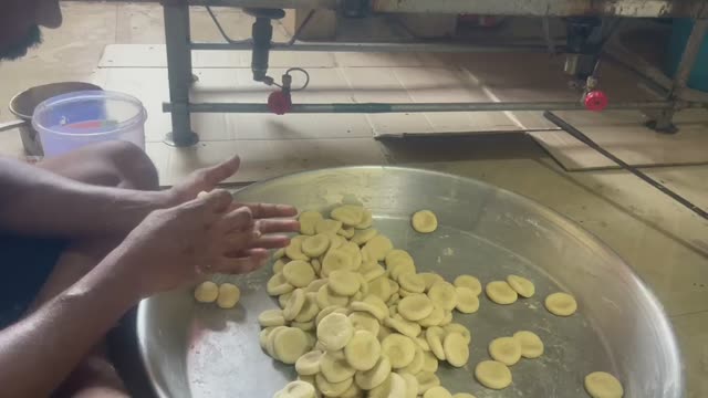 Balushahi Shaping