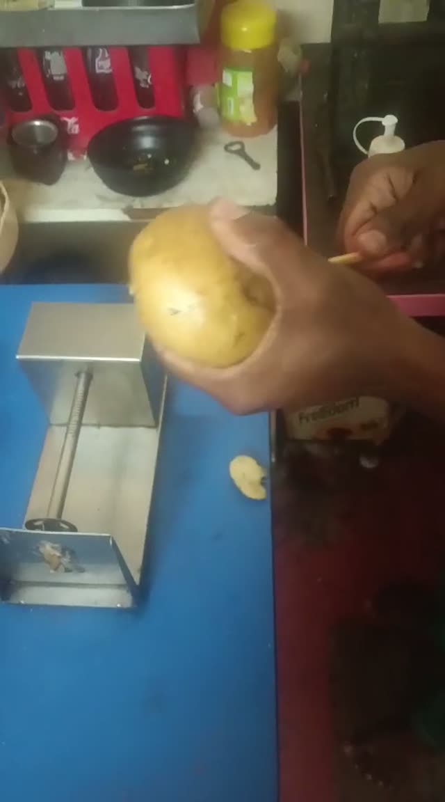 Spiral Potato (Twister Fries) Preparation